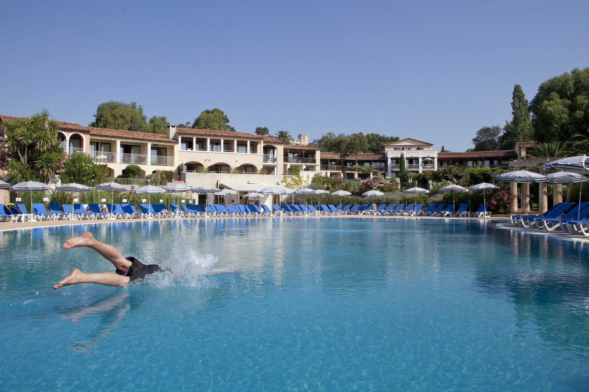 Residence Pierre & Vacances Les Parcs De Grimaud Exterior photo